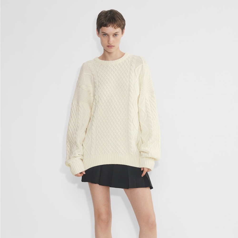 Aritzia Peggy Sweater - Whisper White - Size Medium